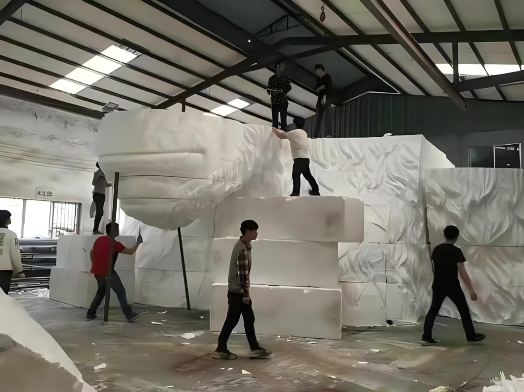 成都影视道具造型泡沫雕塑厂家